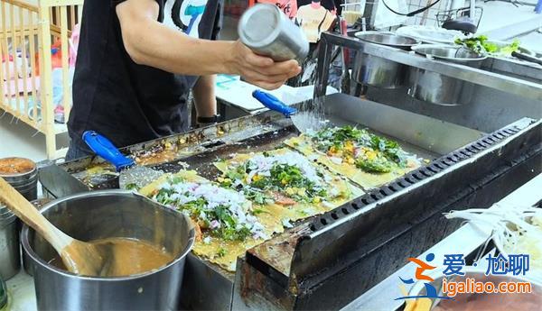 男子開小吃街出攤，真的開了小吃街嗎[小吃街]？