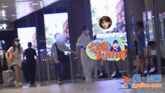 王子文豆芽罕見同框!10歲兒子身高猛長，母子牽手感情好