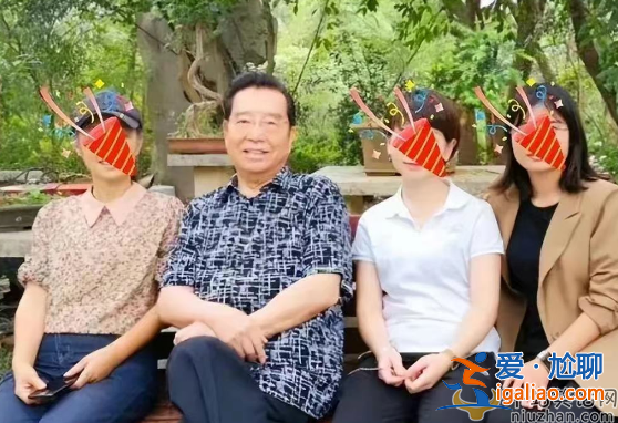 李雙江近況曝光!站不穩(wěn)外出兩人攙扶，夢(mèng)鴿照顧孩久未露面
