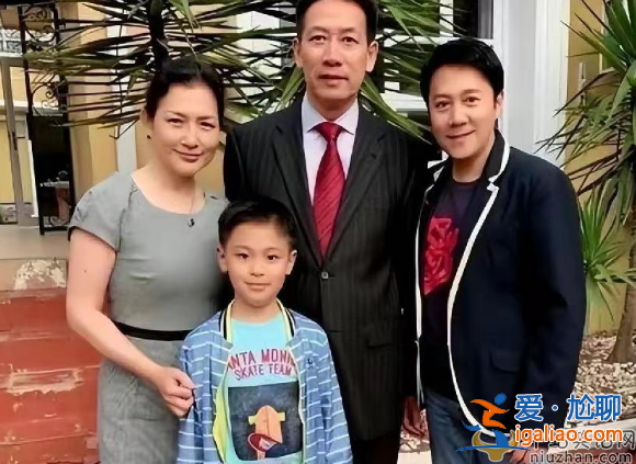 蔡國慶兒子蔡軒正全科免考畢業(yè)惹爭議!網(wǎng)友吐槽利用特權