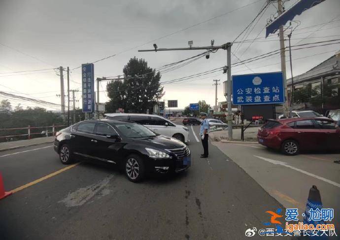 成噸重石頭沖下來(lái) 被沖毀民房為農(nóng)家樂(lè)？