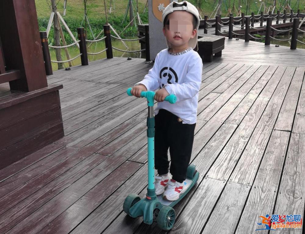 男童術(shù)后變腦癱醫(yī)院被罰款4萬 家屬認(rèn)為處罰過輕將衛(wèi)健局告上法庭？