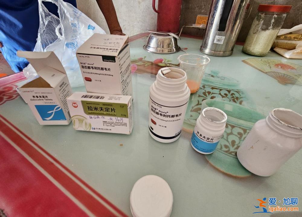 父親病亡母親失蹤 “做夢都想進校園”？