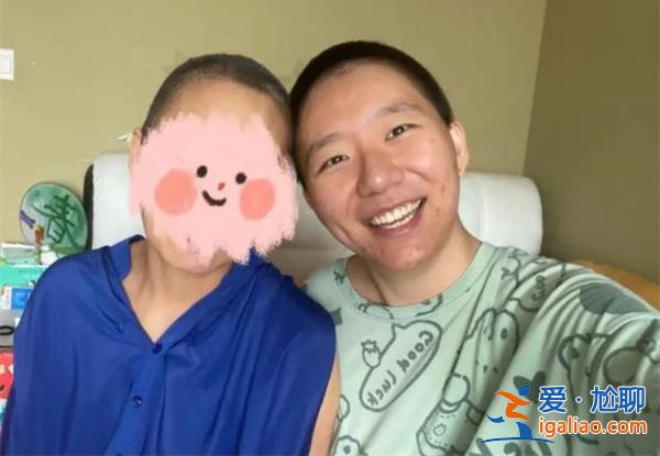 女生和媽媽為何雙雙剃寸頭，？[媽媽]？