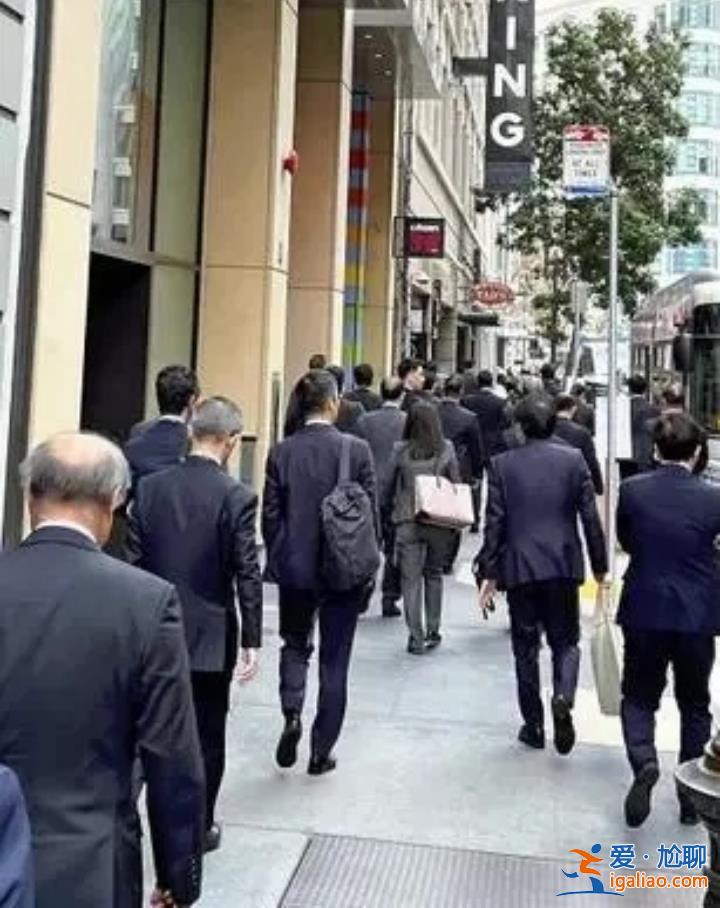 拜登遲到1小時 岸田文雄遭遇堵車只能步行趕往會場？