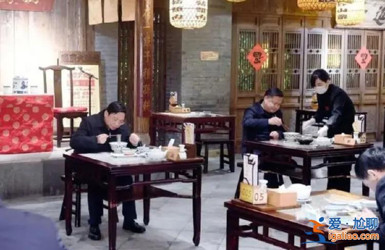 江蘇省委原副書記張敬華一審獲刑14年！曾靠吃鴨血粉絲湯“出圈”？