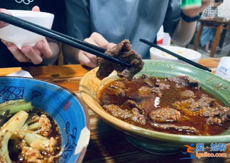 踩過(guò)旅游坑的年輕人 開(kāi)始“打聽(tīng)式旅游”？