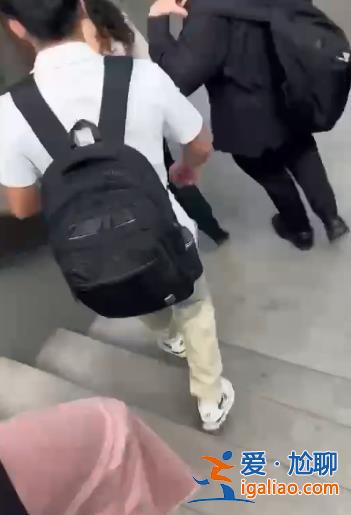 “很感激大陸教授救了我”！臺灣留學生還原美國槍案危急時刻？