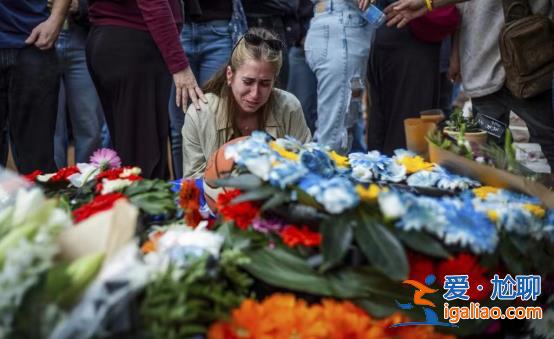 被以軍誤殺的人質曾打出“SOS”等標語 以軍公開畫面？