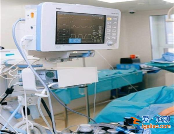23歲女子腹脹如鼓取出42斤腫瘤，腫瘤占身體多大分量[腹脹]？