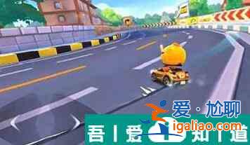 跑跑卡丁車急彎駕駛怎么過  跑跑卡丁車急彎駕駛攻略？