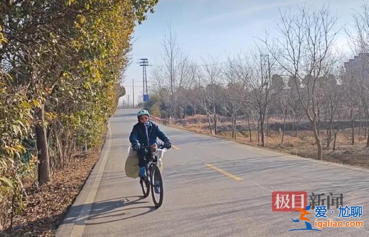 母子從上海騎行700公里回湖北過年 氣溫4°C在路邊露營？