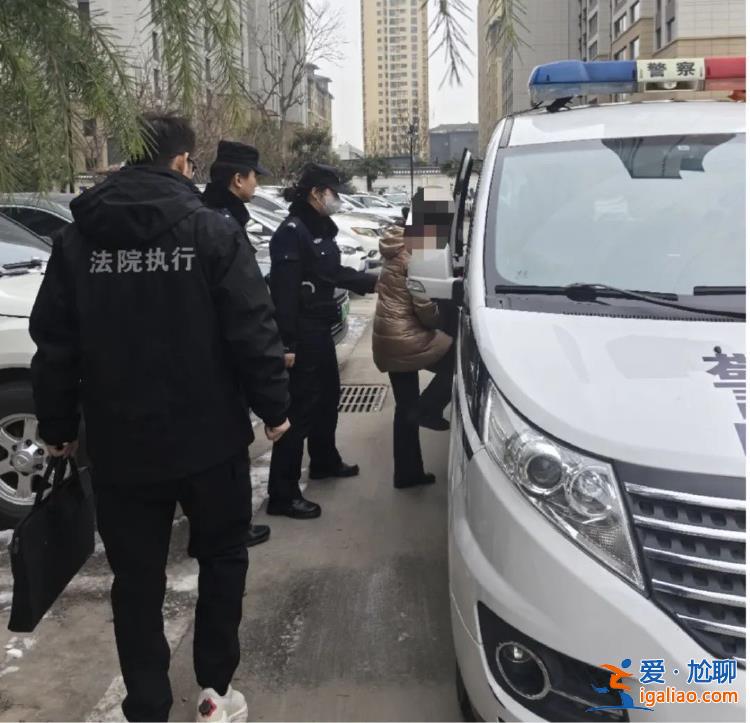 在拘留所過年？