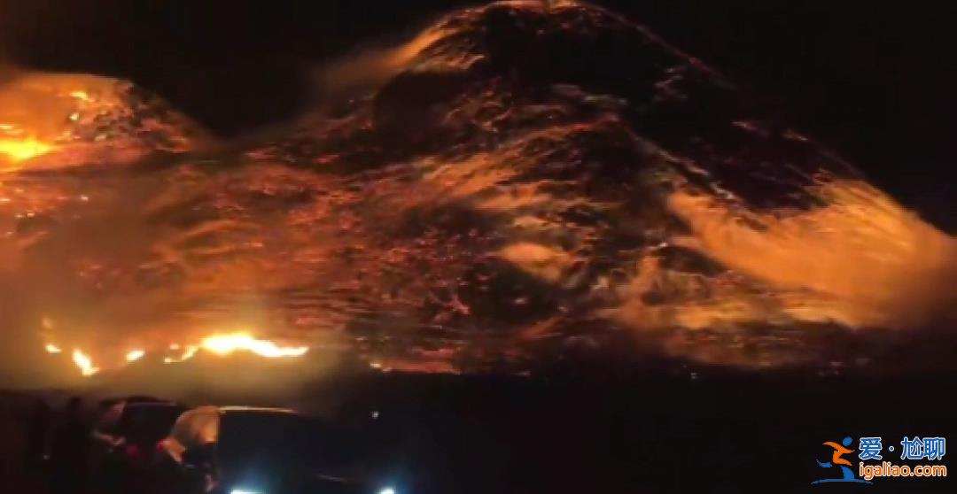 貴州安順突發(fā)山火 網(wǎng)友稱如火山爆發(fā) 當?shù)亓謽I(yè)局回應？