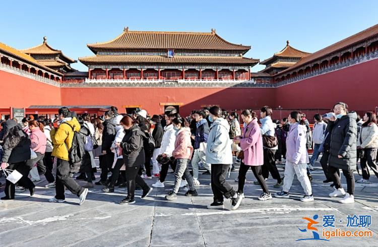 今天 她有半天假！兩會(huì)這些建議提案為“她”發(fā)聲？