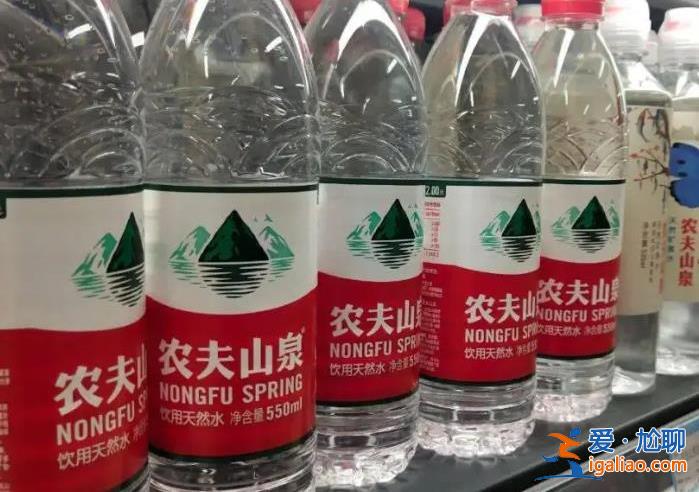 農(nóng)夫山泉：相信理性消費(fèi)者可判斷是非 股價(jià)出現(xiàn)暴跌？
