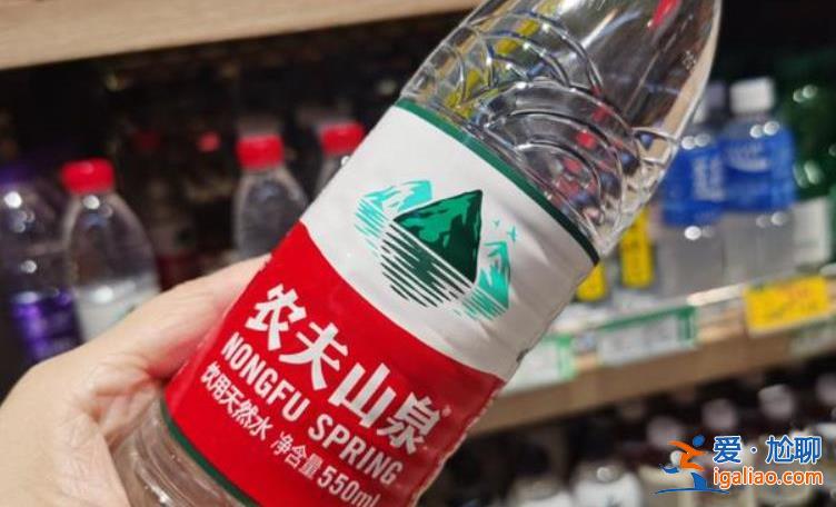 農(nóng)夫山泉官方店鋪7天未開播，銷量持續(xù)暴跌[農(nóng)夫山泉股價]？