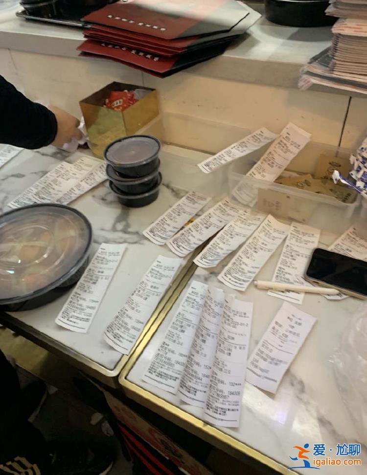 送外賣(mài)的985碩士入職民辦高校 從“陳師傅”成為“陳老師”？
