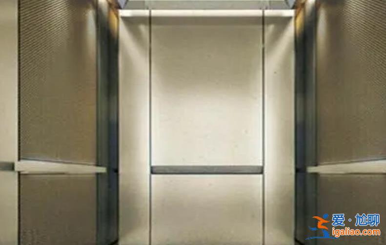 男子電梯里暴打女友|女方差點(diǎn)沒氣，已被刑事拘留[暴打他人]？