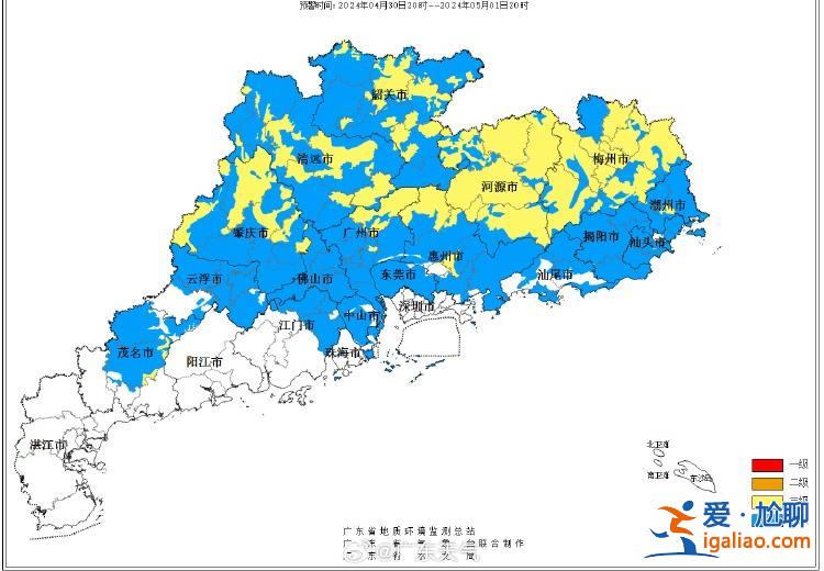 梅大高速上的陷落、余生和救援？
