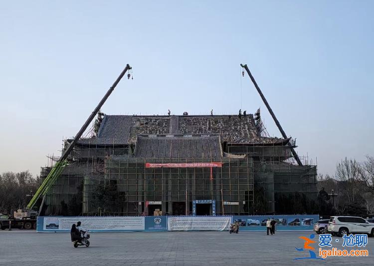 河南大學(xué)失火 涉事公司及校方稱當(dāng)晚禮堂沒有施工人員？