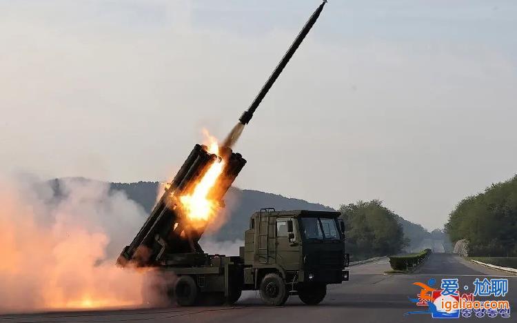 金正恩視察軍工企業(yè)并現(xiàn)場打靶 槍槍十環(huán)？