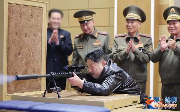 金正恩視察軍工企業(yè)并現(xiàn)場打靶 槍槍十環(huán)？