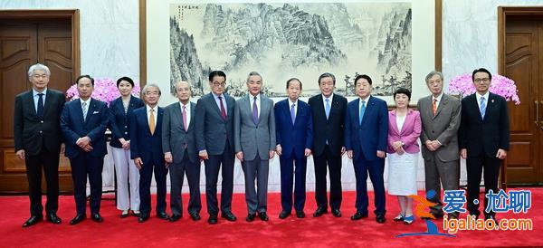 當前中日關系處在承前啟后、不進則退的關鍵階段？