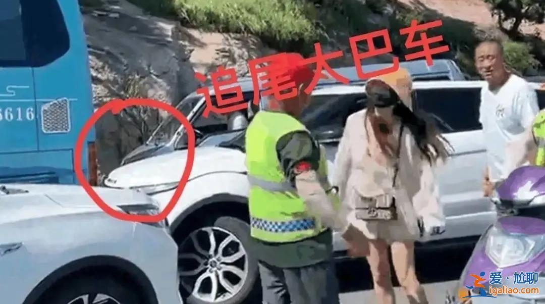 律師函警告？網(wǎng)店賣“路虎女司機(jī)”車貼稱不擔(dān)心被告 專家提醒？