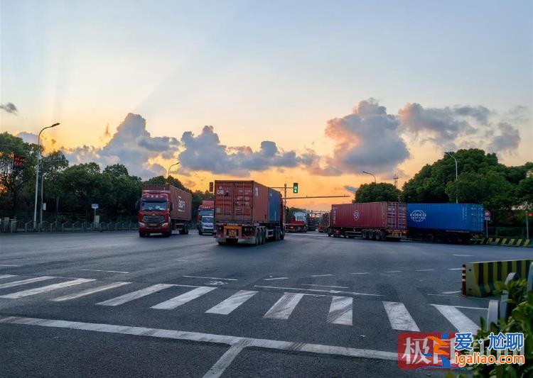 路口左轉(zhuǎn)與直行車會(huì)相遇？