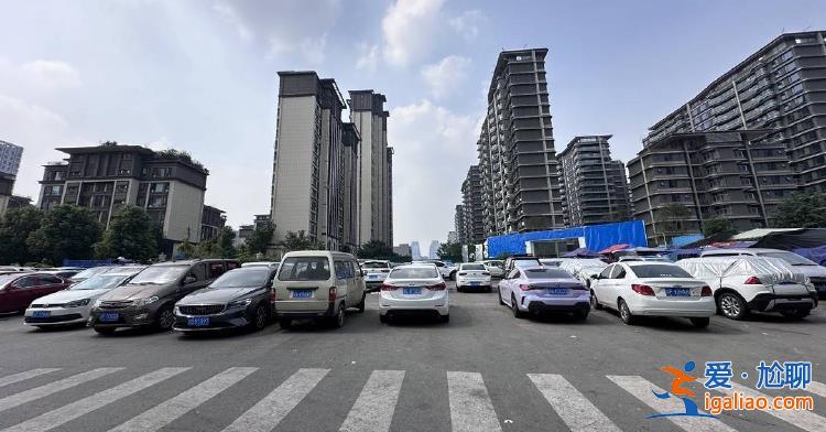 他未和司機(jī)起爭(zhēng)執(zhí) 還砸了超市？