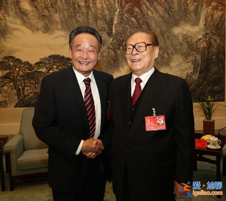 吳邦國同志生平照片？