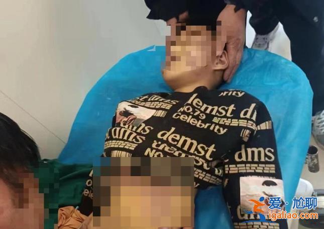 “5歲男童疑遭打死案”生母及男友被提起公訴 曾微信謀劃“狠狠打一頓”？
