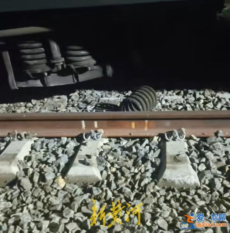 黑龍江黑河開往哈爾濱的一列車發(fā)生脫軌事故？