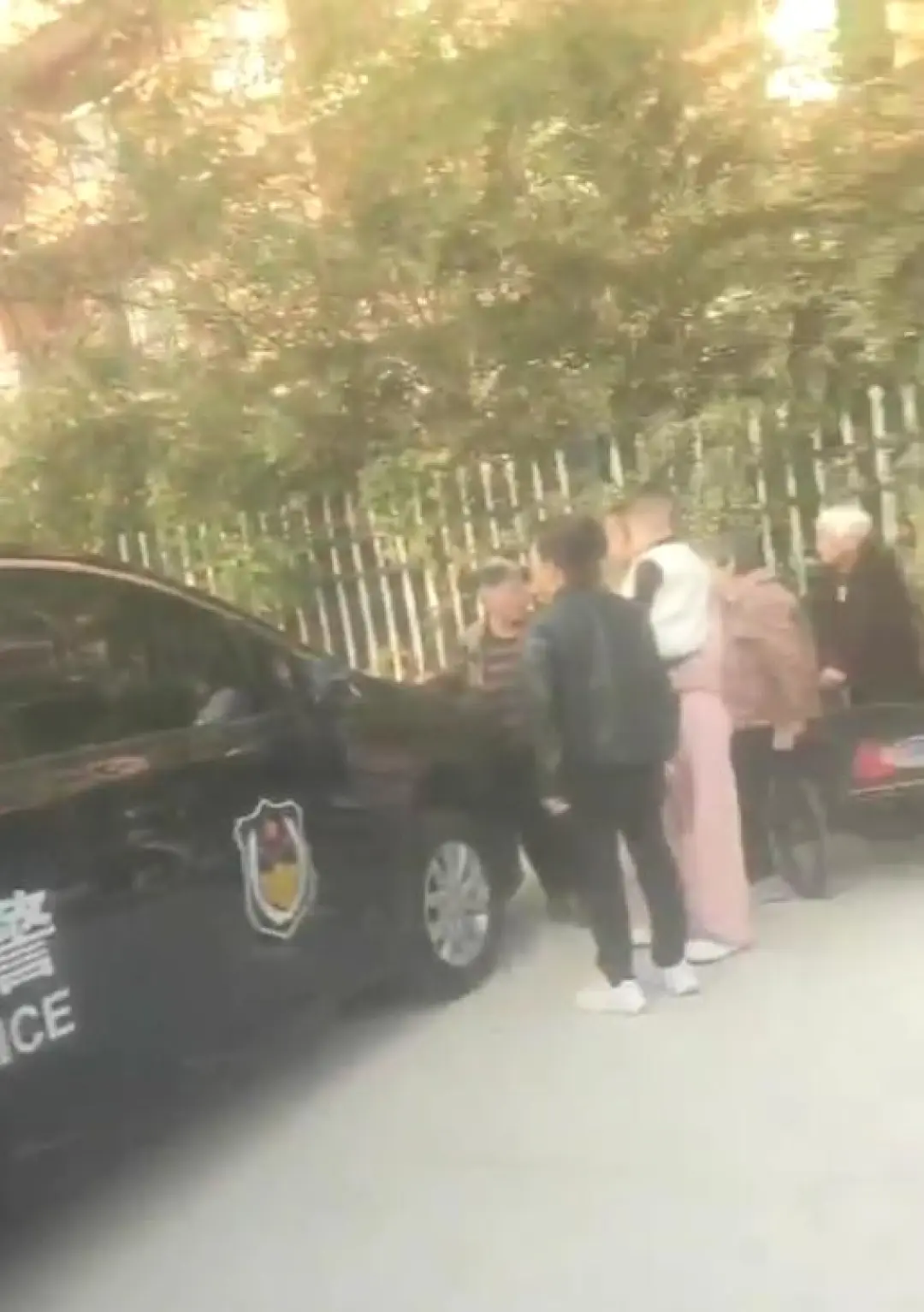 河南信陽突發(fā)一起刑案 疑女子去前夫家探望小孩被殺害 多方回應(yīng)？