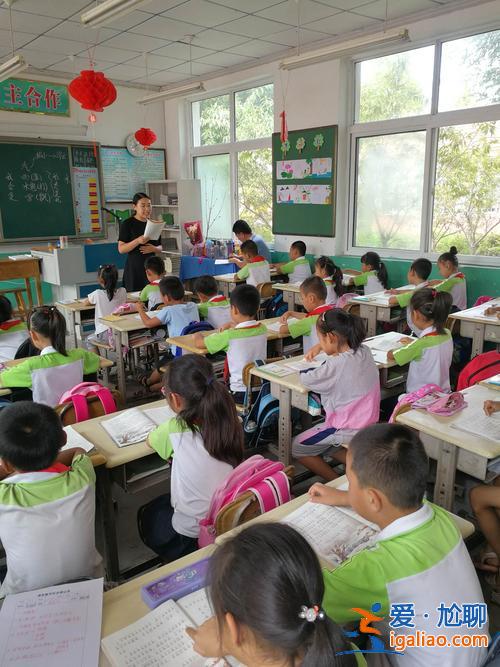 名師模仿課如何提升學(xué)生 教師如何在聽課中成長自己？