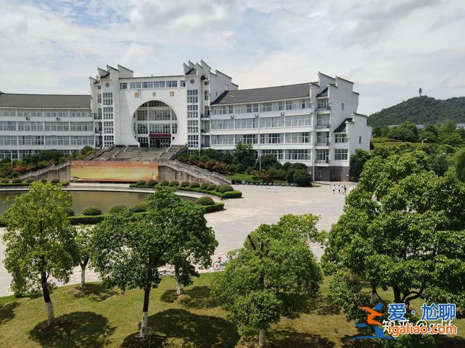 池州提升學(xué)歷哪里報(bào)名好(池州學(xué)院和滁州學(xué)院哪個(gè)排名高該選擇哪個(gè))？