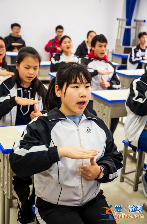 崇仁二中升學(xué)(崇仁一中普通班有沒有崇仁二中尖子班好)？