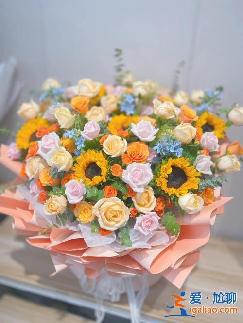 小女孩升學(xué)，女孩升學(xué)宴鮮花送什么合適？