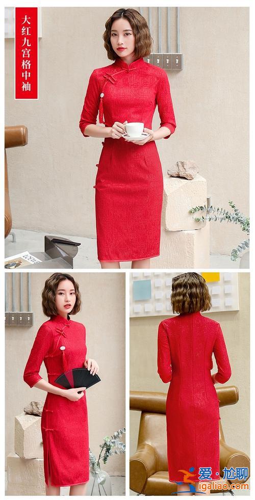 升學(xué)宴衣服媽媽 辦升學(xué)宴媽媽怎么穿著合適？